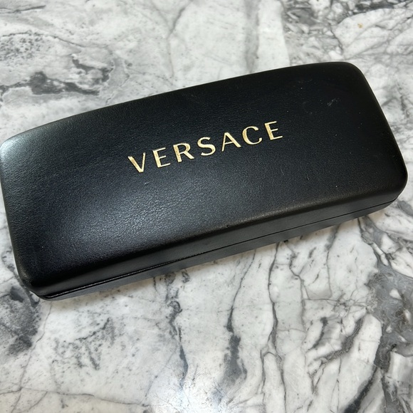 Versace eye glass frames - Picture 10 of 10